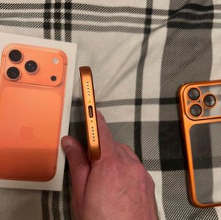 iPhone 17 Pro Arancione