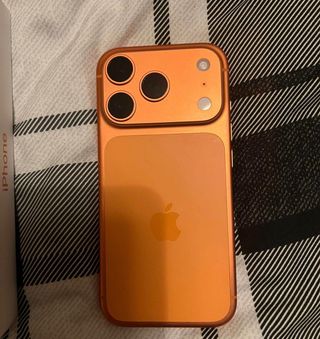 iPhone 17 Pro Arancione