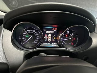 Jaguar XE 2.0 AJ200D Diesel RWD 180cv XE-Pure