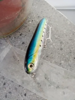 Señuelo Superficie Chatterbeast 14cm 24gr.