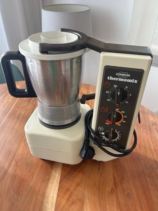 Thermomix 3300 con accesorios