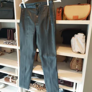 Pantalón Piel Sfera Negro