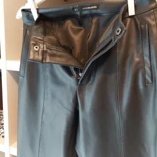 Pantalón Piel Sfera Negro