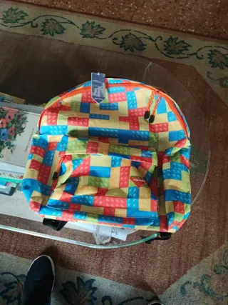Mochila infantil diseño bloques construcción