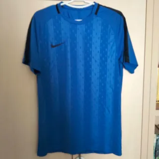 Camiseta Deportiva Nike Azul Talla M