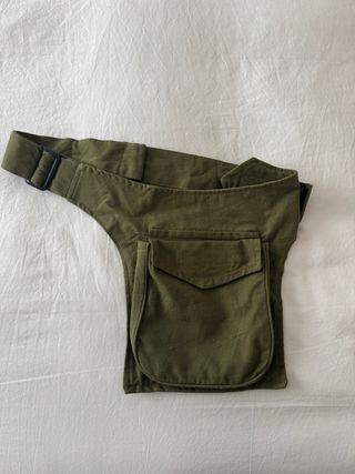 Riñonera de tela verde