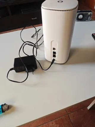 Vodafone GigaCube (con tarjeta SIM)