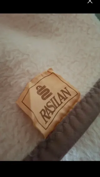 Manta Rasilan Cama 80/90/105cm.