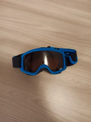 Maschera sci blu e berretto lana verde Salewa