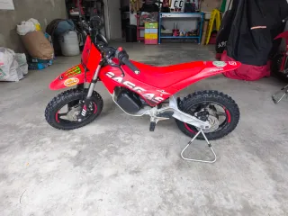 Moto eléctrica infantil Gas Gas E2