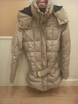 Abrigo Zara Mujer Beige.