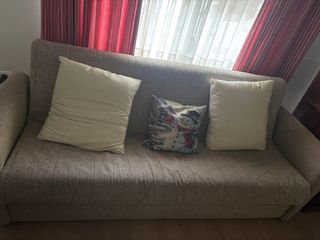 Sofá Cama Beige y Multicolor