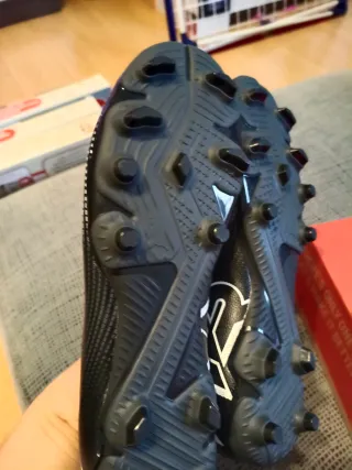 Botas de fútbol Puma Negras