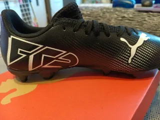 Botas de fútbol Puma Negras