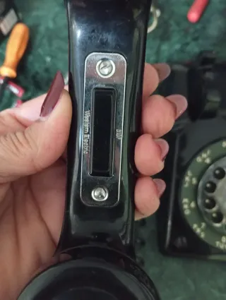 Telefono a disco nero vintage