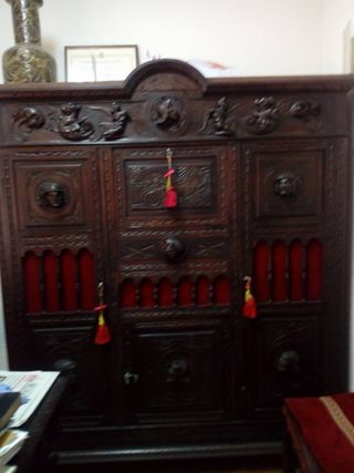 Conjunto despacho Castellano madera tallada,