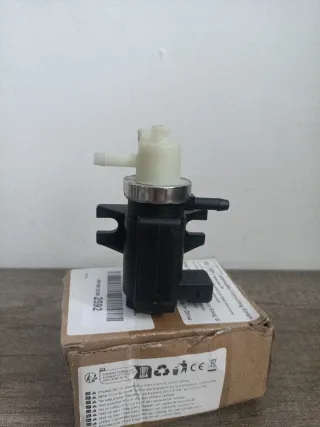 Válvula Solenoide 1J0906627A