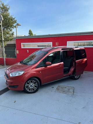 Ford Tourneo Courier 1.0 EcoBoost 100cv Titanium