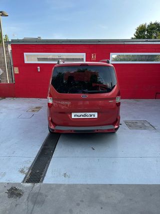 Ford Tourneo Courier 1.0 EcoBoost 100cv Titanium
