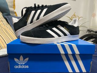 Adidas Gazelle Talla 43.5 Negro/Dorado