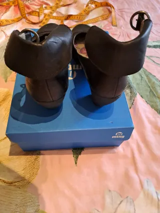 Zapato piel tacón bajo