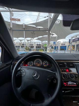 Mercedes-Benz Clase E 2000