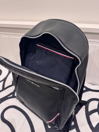 Mochila Tommy Hilfiger Piel Negra