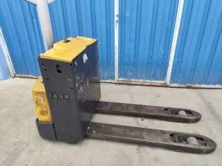 Transpaleta Eléctrica CAT