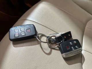 Land-Rover Range Rover Evoque 2.0L TD4 132kW 4x4 Autobiography Auto