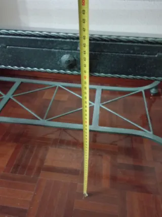 Mesa centro forja y hierro negra/verde