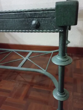 Mesa centro forja y hierro negra/verde