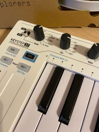 Arturia KeyStep 37 Teclado Controlador