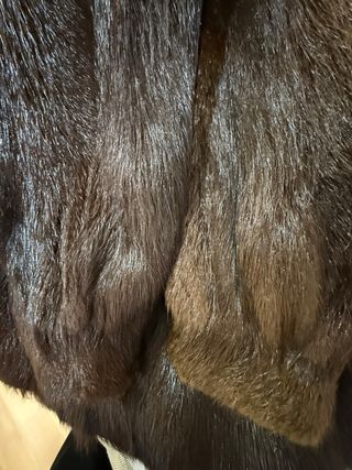 Abrigo de piel marrón