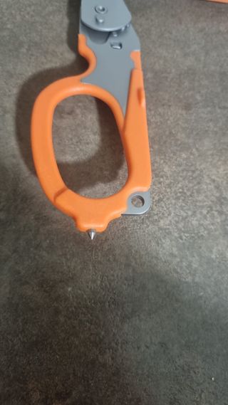 Forbici pieghevoli da soccorritori