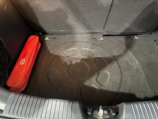 KIA Rio 1.2 x-Tech ( 102.781 Kms ) Etiqueta C