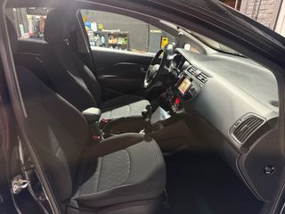 KIA Rio 1.2 x-Tech ( 102.781 Kms ) Etiqueta C