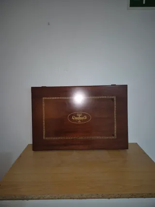 Perchero cuadro plegable madera