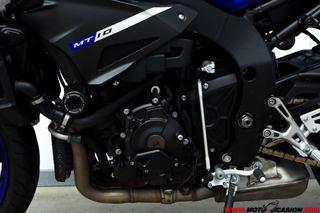 YAMAHA MT-10