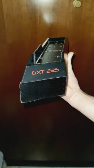 PlayStation 4 con base per metterla in verticale