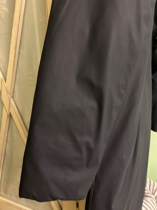 Parka negra acolchada caballero