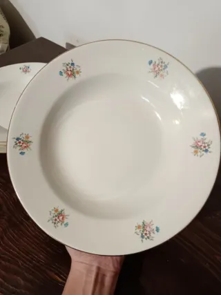 Set 4 Piatti Porcellana Fiori Richard and Ginori