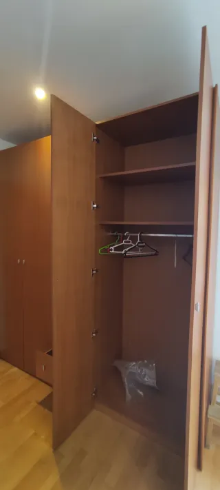 Armario vestidor grande de madera maciza 2,26 m