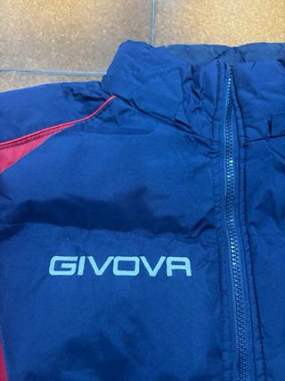 Chaqueta Givova azul y roja