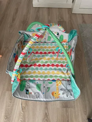 Gimnasio y Piscina de Pelotas Bright Starts