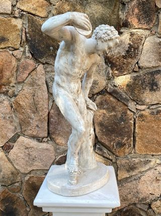 Fauno con Címbalos - Escultura Griega Antigua