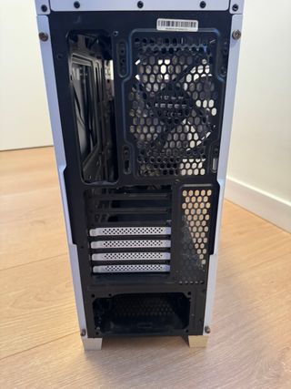 Torre PC NOX Hummer ZX Zero con disquetera DVD LG