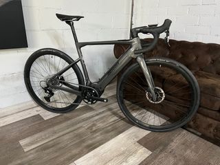 BERRIA BELADOR HYBRID ELITE APEX