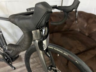 BERRIA BELADOR HYBRID ELITE APEX