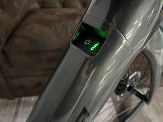 BERRIA BELADOR HYBRID ELITE APEX