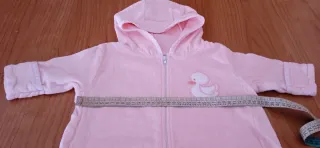 Lote de bebe de o a 1 mes niña